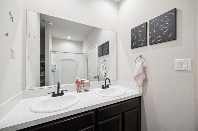 592 Road 5138, Cleveland, TX 77327