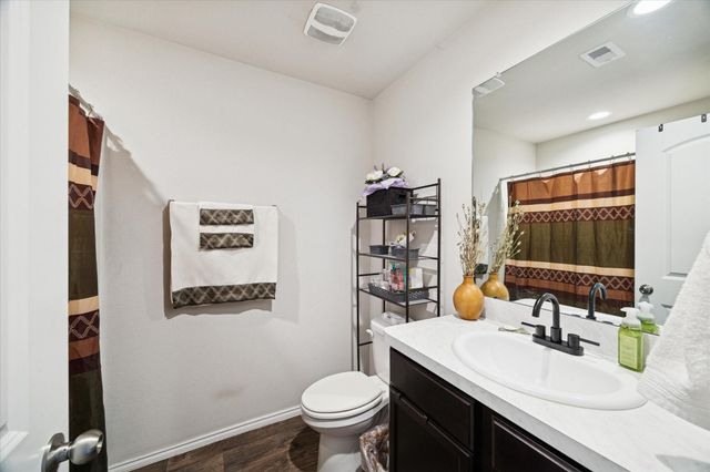 592 Road 5138, Cleveland, TX 77327