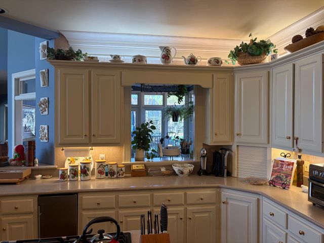 106 Hidden Pt, Hendersonville, TN 37075