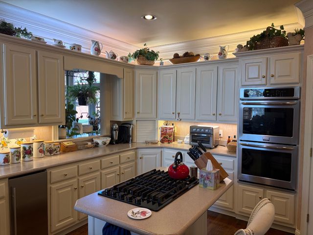 106 Hidden Pt, Hendersonville, TN 37075