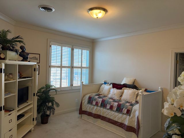 106 Hidden Pt, Hendersonville, TN 37075