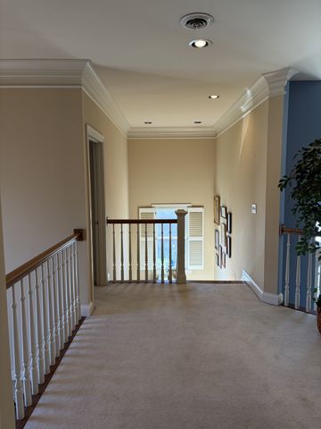 106 Hidden Pt, Hendersonville, TN 37075