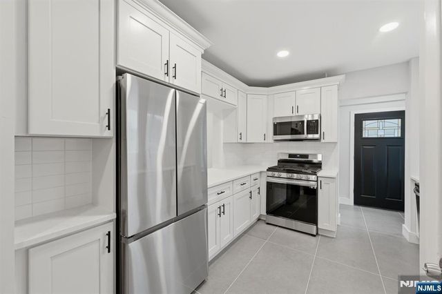 187 Cypress Avenue, Bogota, NJ 07603