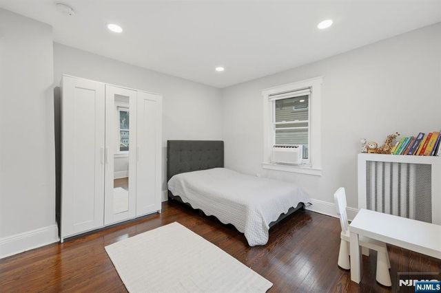 187 Cypress Avenue, Bogota, NJ 07603