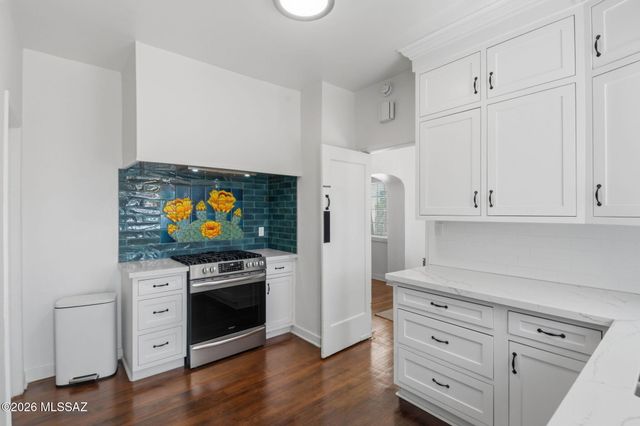 2622 E 6th Street, Tucson, AZ 85716