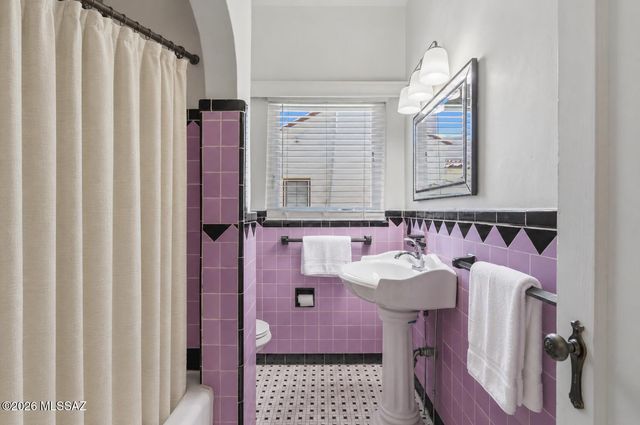 2622 E 6th Street, Tucson, AZ 85716