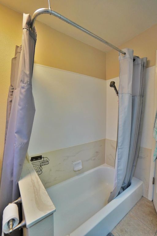 Image 29 of property listing at 5823 E Washington Avenue, Fresno, CA 93727
