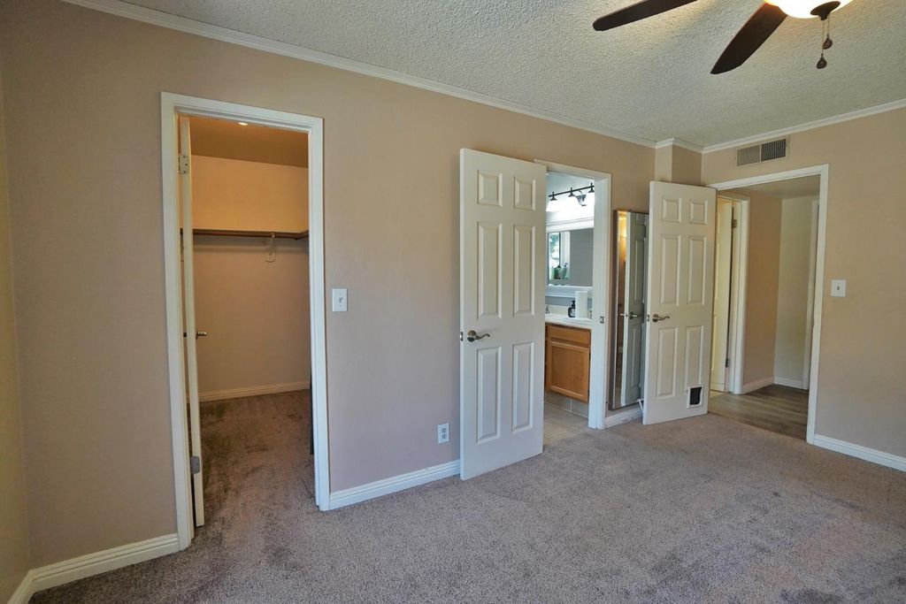 Image 32 of property listing at 5823 E Washington Avenue, Fresno, CA 93727