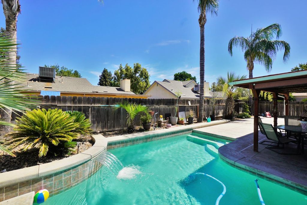 Image 44 of property listing at 5823 E Washington Avenue, Fresno, CA 93727