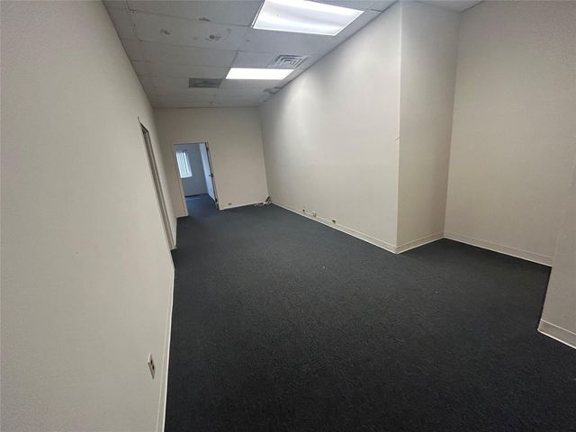 10 Cedar Swamp Road Suite 9, Glen Cove, NY 11542