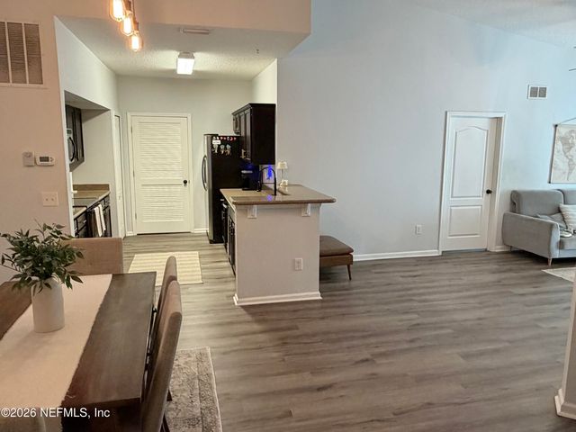 4990 KEY LIME Drive 306, Jacksonville, FL 32256
