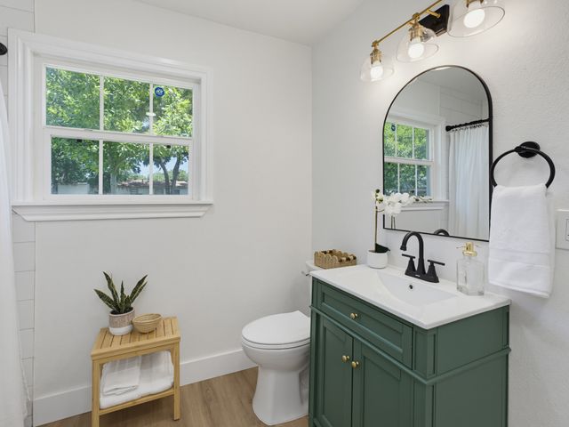 5852 Lyle Street, Westworth Village, TX 76114