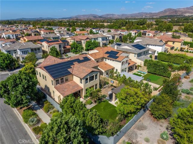 108 Tinker, Irvine, CA 92618