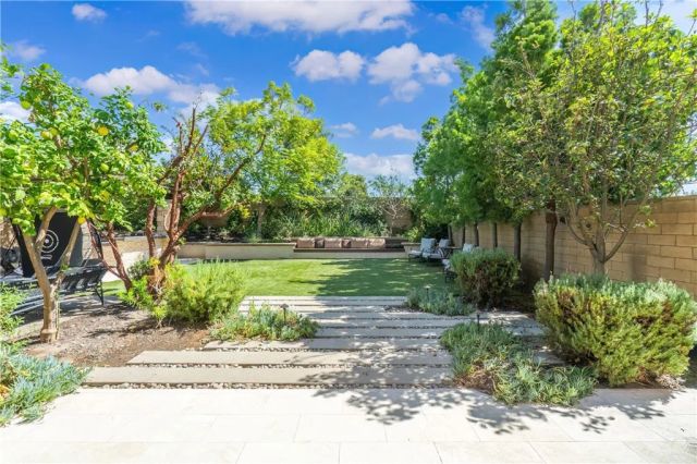 108 Tinker, Irvine, CA 92618