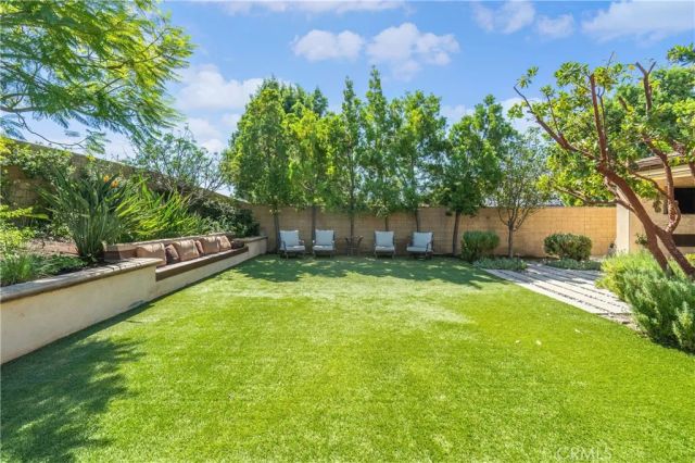 108 Tinker, Irvine, CA 92618