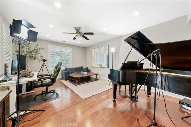 108 Tinker, Irvine, CA 92618