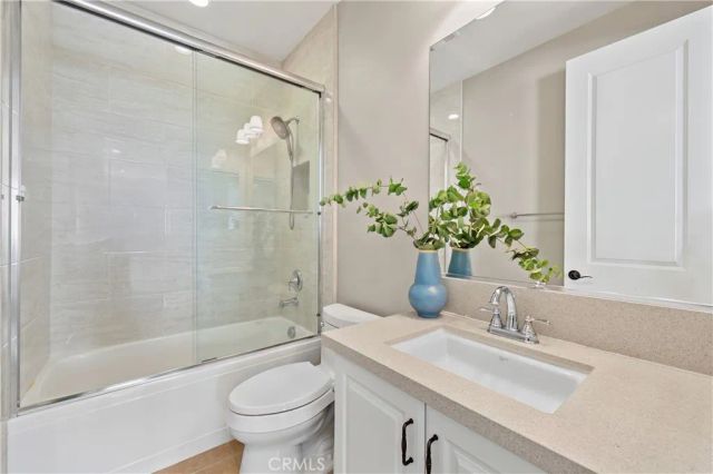108 Tinker, Irvine, CA 92618