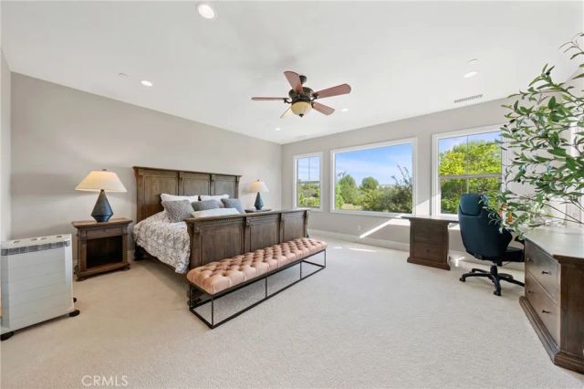 108 Tinker, Irvine, CA 92618