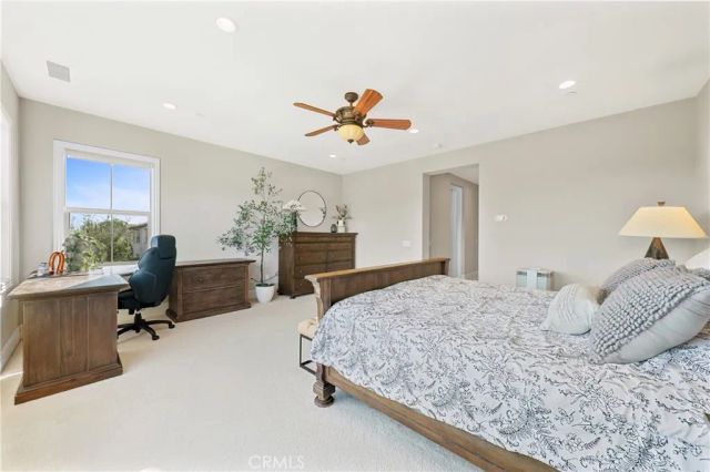 108 Tinker, Irvine, CA 92618