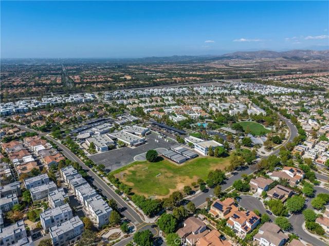 108 Tinker, Irvine, CA 92618