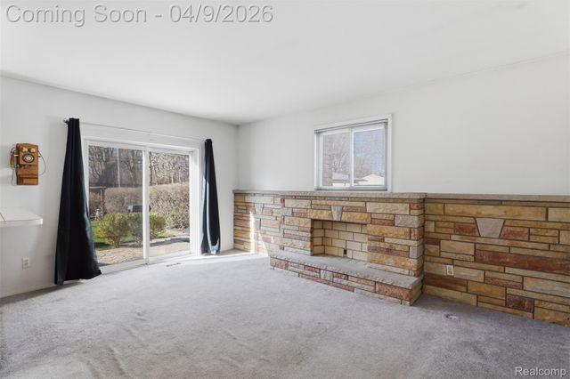 32967 Hampshire Street, Westland, MI 48185