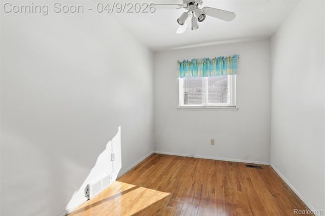 32967 Hampshire Street, Westland, MI 48185