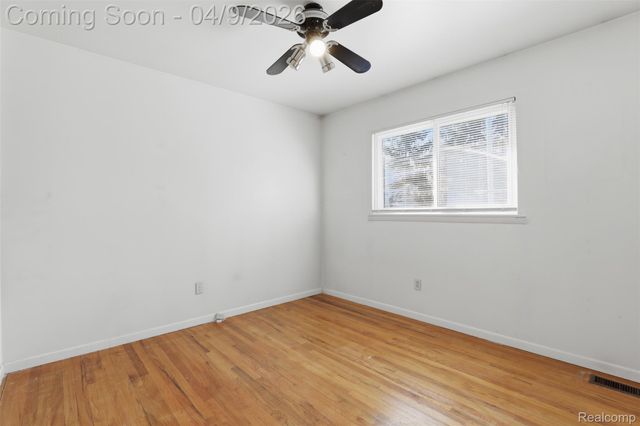 32967 Hampshire Street, Westland, MI 48185