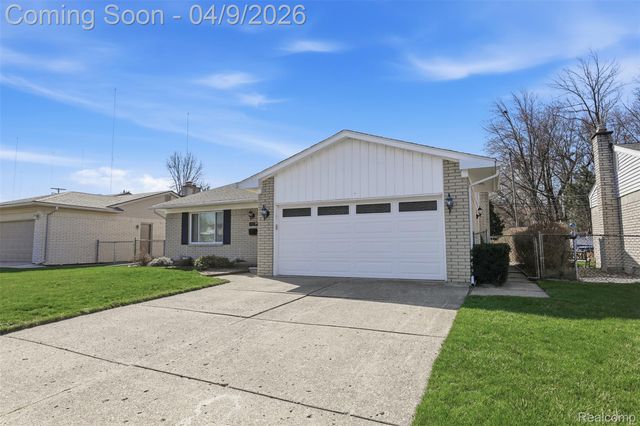 32967 Hampshire Street, Westland, MI 48185