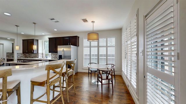 2148 Brookgate Drive, Grapevine, TX 76051