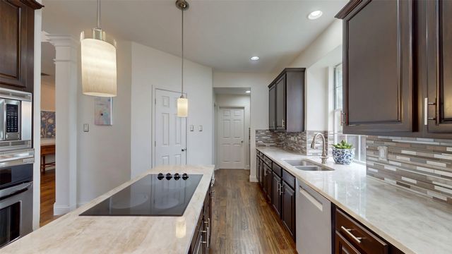 2148 Brookgate Drive, Grapevine, TX 76051