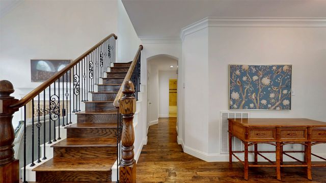 2148 Brookgate Drive, Grapevine, TX 76051