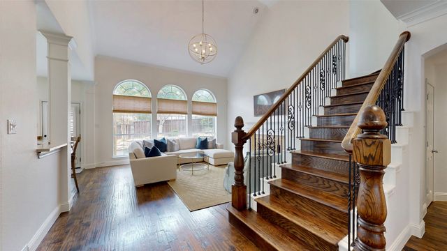 2148 Brookgate Drive, Grapevine, TX 76051