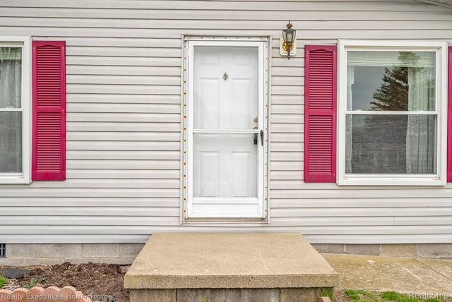 4333 24th Avenue 2, Fort Gratiot Charter Township, MI 48059