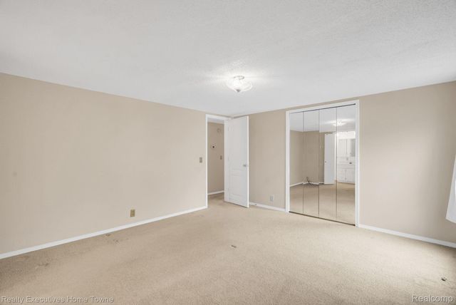 4333 24th Avenue 2, Fort Gratiot Charter Township, MI 48059