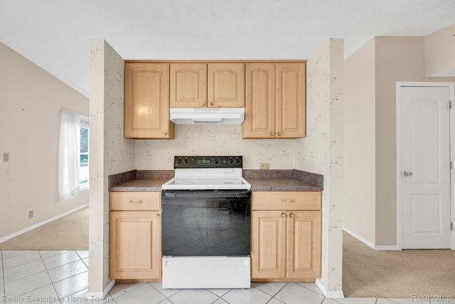 4333 24th Avenue 2, Fort Gratiot Charter Township, MI 48059