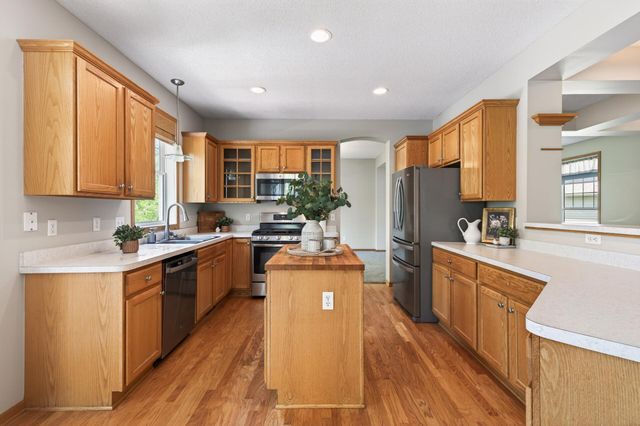 6341 Alwin Circle, Mound, MN 55364
