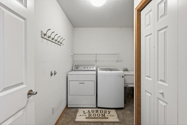 6341 Alwin Circle, Mound, MN 55364
