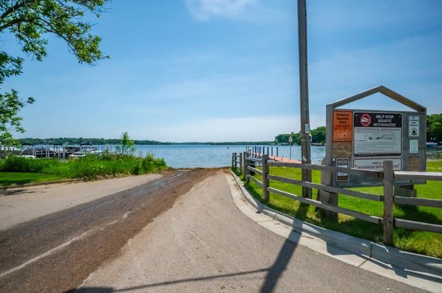 6341 Alwin Circle, Mound, MN 55364