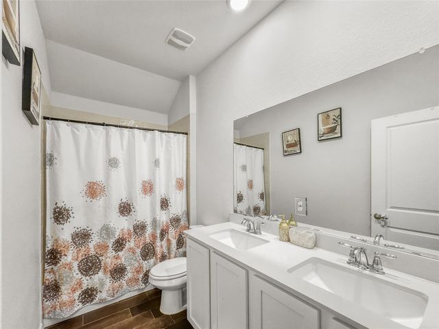 10415 Lone Star Way, Aubrey, TX 76227