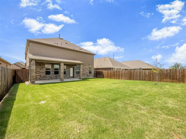 10415 Lone Star Way, Aubrey, TX 76227