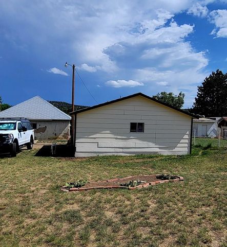 620 W 4th St, Walsenburg, CO 81089