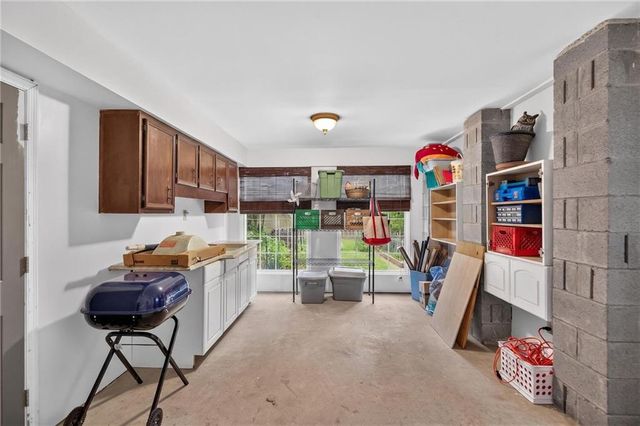 6715 Live Oak Lane, Douglasville, GA 30135
