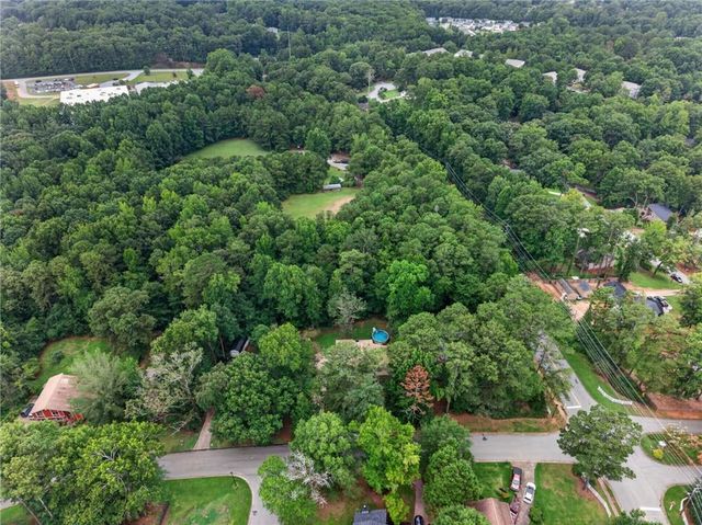 6715 Live Oak Lane, Douglasville, GA 30135