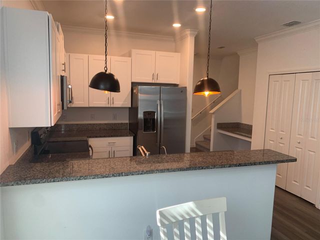 6930 RIPPLE POND LOOP, Zephyrhills, FL 33541