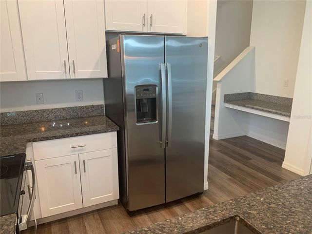 6930 RIPPLE POND LOOP, Zephyrhills, FL 33541