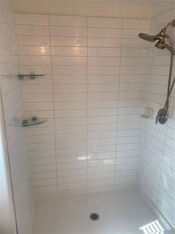 6930 RIPPLE POND LOOP, Zephyrhills, FL 33541