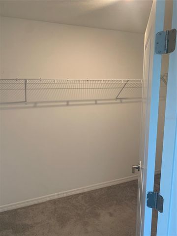 6930 RIPPLE POND LOOP, Zephyrhills, FL 33541