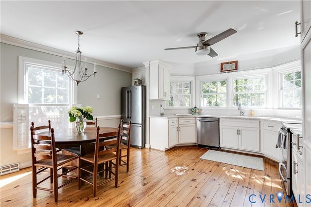 8601 Burroughs Ct, Chesterfield, VA 23235