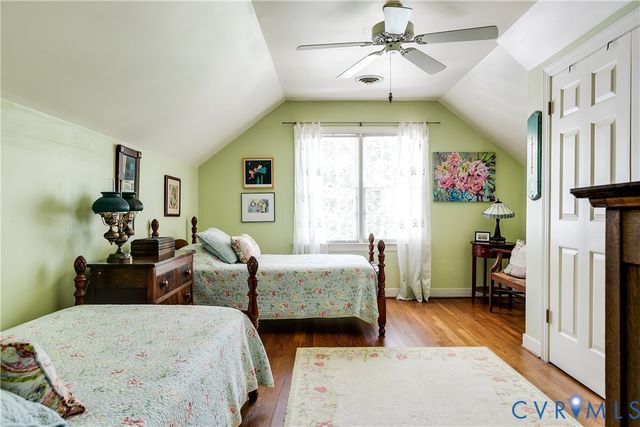 8601 Burroughs Ct, Chesterfield, VA 23235