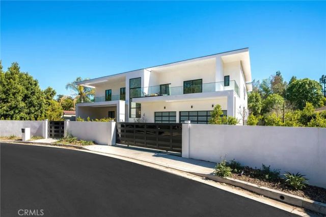 4930 Palomar Drive, Tarzana, CA 91356